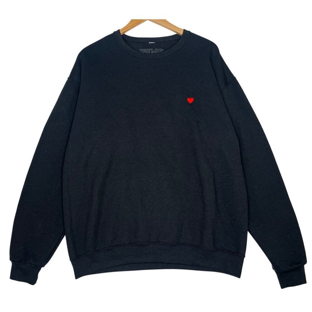 Taylor Swift LOVER Era Black Crewneck Red Heart Embroidered Tour Merch sz L